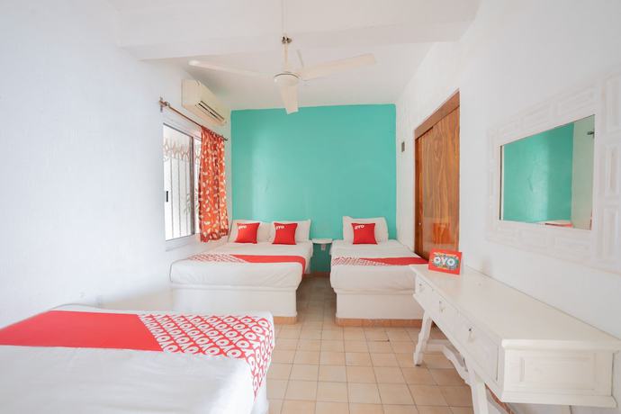 Imagen de la habitación del Hotel Conchamar. Foto 11