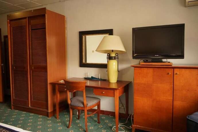 Imagen de la habitación del Hotel Concord, Amman. Foto 19