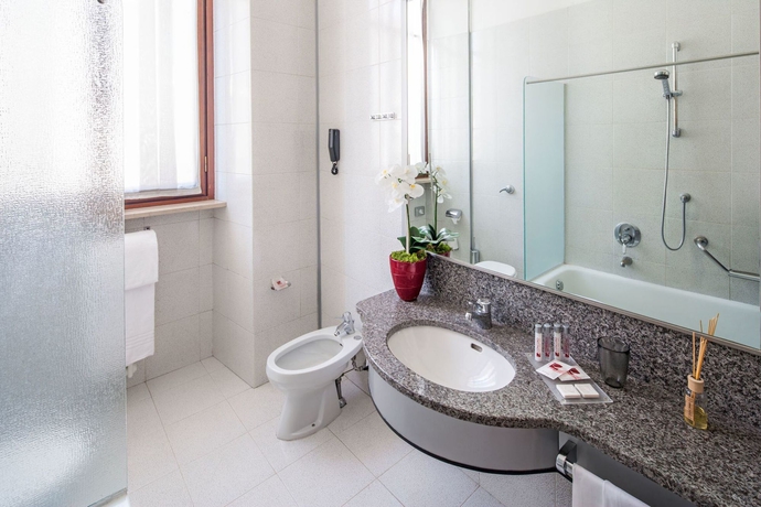 Imagen de la habitación del Hotel Concord, Turín. Foto 6