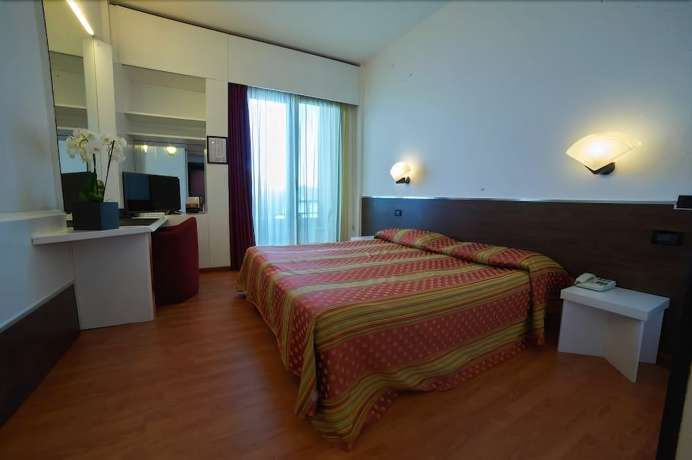 Imagen de la habitación del Hotel Concorde, Arona. Foto 8