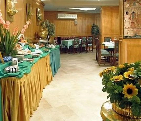 Imagen del bar/restaurante del Hotel Concorde Dokki. Foto 5