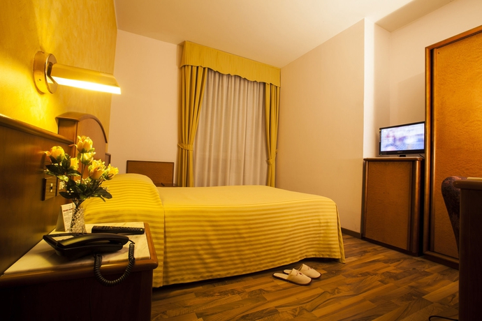 Imagen de la habitación del Hotel Concorde Fiera. Foto 6