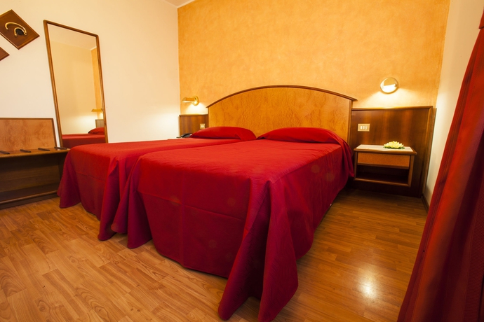 Imagen de la habitación del Hotel Concorde Fiera. Foto 8