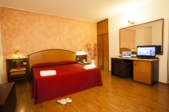 Imagen de la habitación del Hotel Concorde Fiera. Foto 10