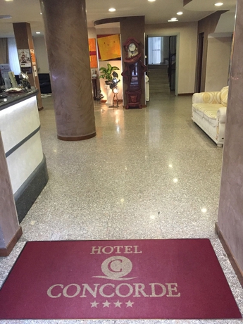 Imagen de los interiores del Hotel Concorde Fiera. Foto 13