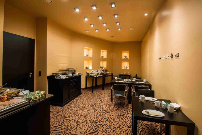 Imagen del bar/restaurante del Hotel Concorde, Frankfurt. Foto 5