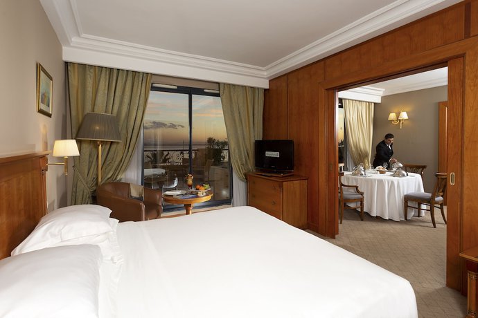 Imagen de la habitación del Hotel Concorde Les Berges du Lac. Foto 9