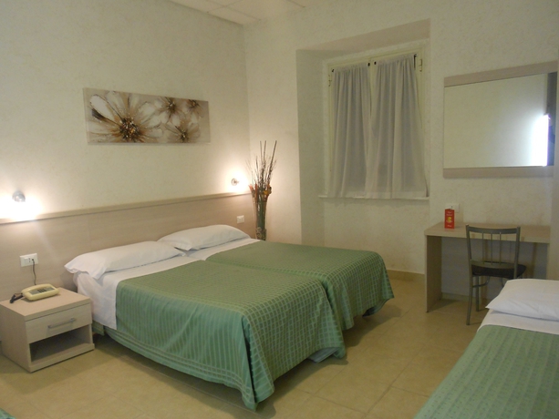Imagen de la habitación del Hotel Concorde, Roma. Foto 2