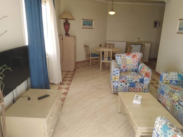 Imagen de la habitación del Hotel Concorde Royal Beach Resort. Foto 10