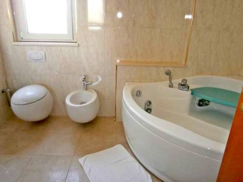 Imagen de la habitación del Hotel Concorde, SantEgidio alla Vibrata. Foto 5