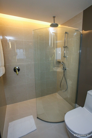 Imagen de la habitación del Hotel Concorde Singapore. Foto 14