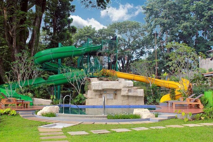Imagen general del Hotel Concordia, Bandung. Foto 10