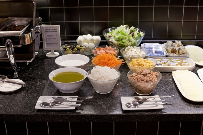 Imagen del bar/restaurante del Hotel Concordia Barcelona. Foto 2