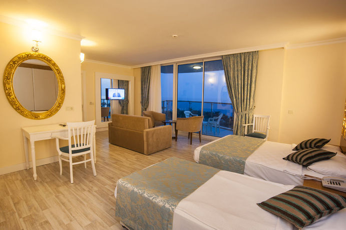 Imagen general del Hotel Concordia Celes Beach - Ultra All Inclusive. Foto 1