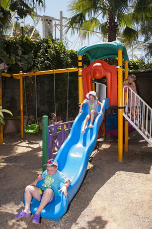 Imagen de los exteriores del Hotel Concordia Celes Beach - Ultra All Inclusive. Foto 6