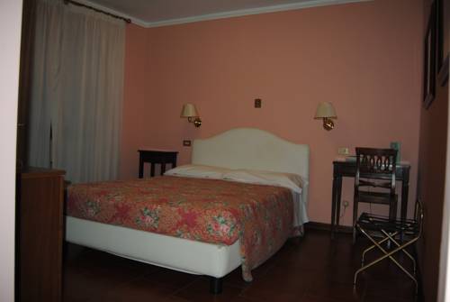 Imagen de la habitación del Hotel Concordia, Chiaravalle Della Colomba. Foto 11