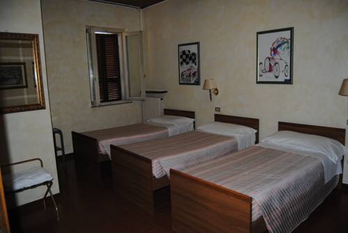 Imagen de la habitación del Hotel Concordia, Chiaravalle Della Colomba. Foto 13