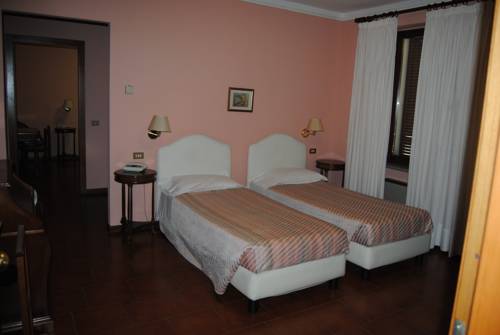 Imagen de la habitación del Hotel Concordia, Chiaravalle Della Colomba. Foto 14