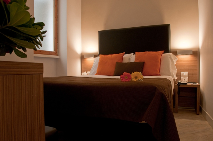 Imagen de la habitación del Hotel Concordia, Plaza de Espa&ntilde;a. Foto 3