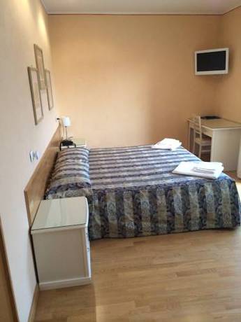 Imagen de la habitación del Hotel Concordia, Porlezza. Foto 7