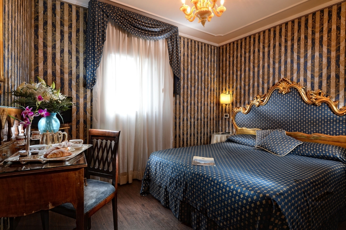 Imagen de la habitación del Hotel Concordia, San Marco. Foto 8