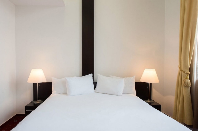 Imagen de la habitación del Hotel Concordia, Targu-Mures. Foto 2