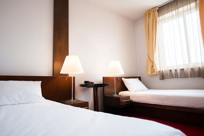 Imagen de la habitación del Hotel Concordia, Targu-Mures. Foto 6