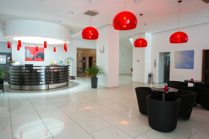 Imagen de los interiores del Hotel Concordia, Targu-Mures. Foto 17