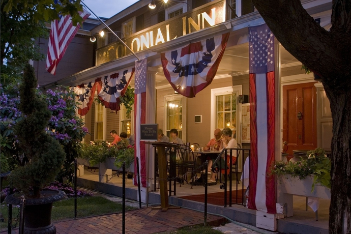 Imagen de los exteriores del Hotel Concord's Colonial Inn. Foto 10