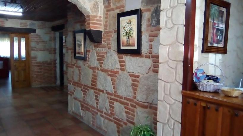 Imagen de los interiores del Hotel Condado De Miranda. Foto 6