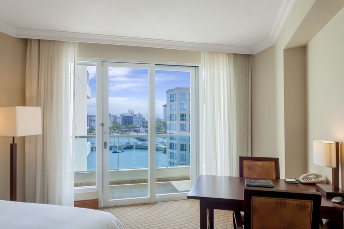 Imagen de los interiores del Hotel Condado Lagoon Villas At Paseo Caribe. Foto 15