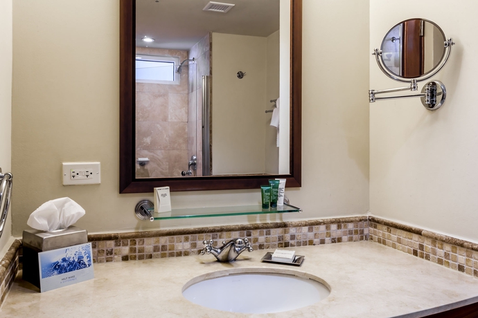 Imagen de la habitación del Hotel Condado Lagoon Villas At Paseo Caribe. Foto 11