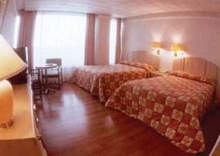 Imagen de la habitación del Hotel Condado Plaza. Foto 3