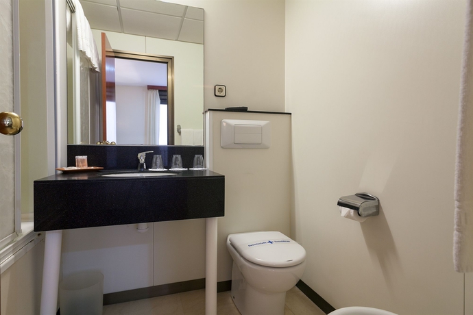 Imagen de la habitación del Hotel Condal, Las Ramblas. Foto 6