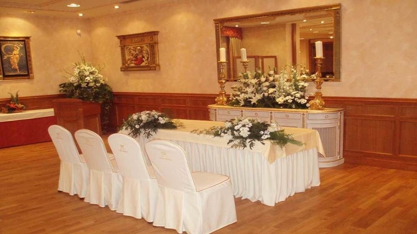 Imagen de los interiores del Hotel Conde Ansúrez. Foto 5