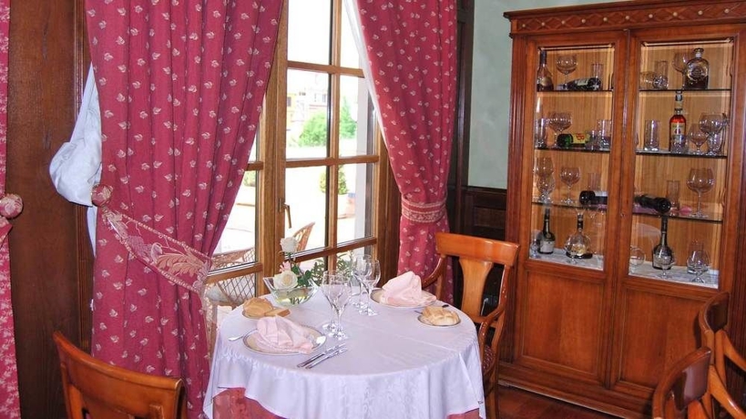 Imagen del bar/restaurante del Hotel Conde Ansúrez. Foto 2