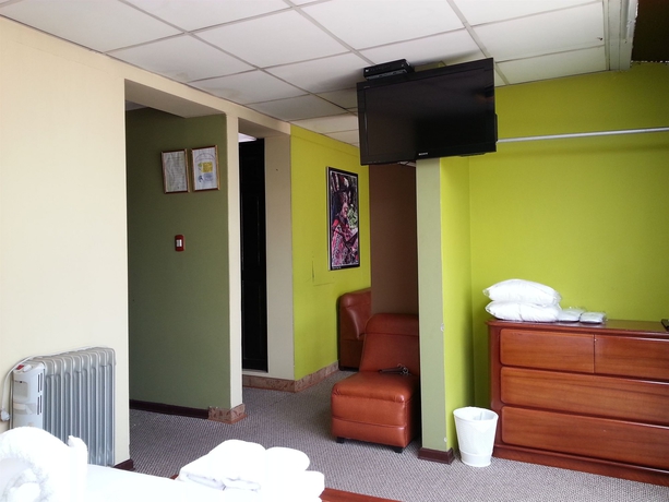 Imagen de la habitación del Hotel Conde De Lemos. Foto 11