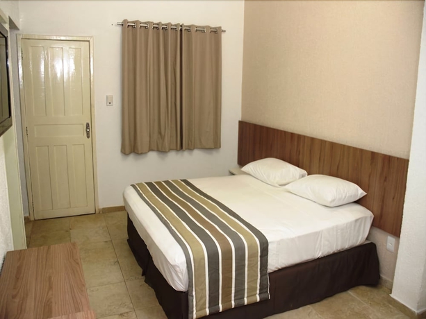 Imagen de la habitación del Hotel Conde, Maceio. Foto 10