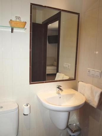 Imagen de la habitación del Hotel Conde Nav&iacute;o. Foto 7