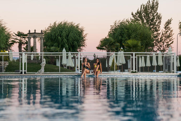 Imagen de la piscina del Hotel Conde Rodrigo Ii By Eme es. Foto 9