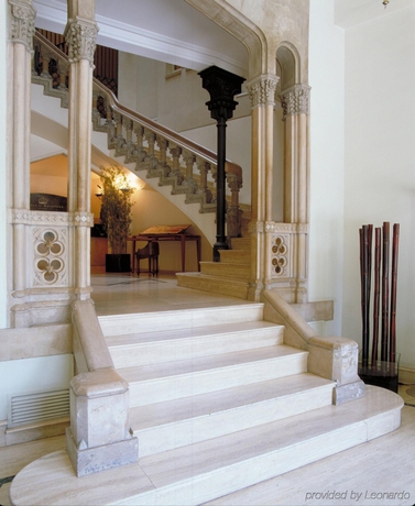 Imagen de los interiores del Hotel Condes De Barcelona. Foto 6