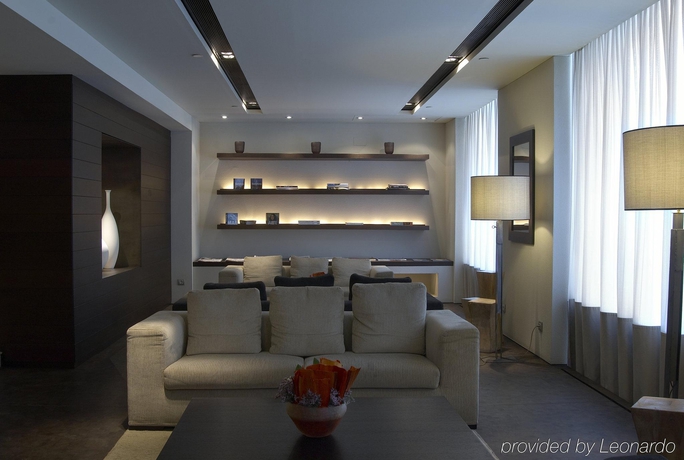 Imagen de los interiores del Hotel Condes De Barcelona. Foto 7