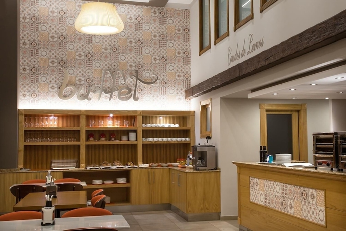 Imagen de los interiores del Hotel Condes De Lemos. Foto 18