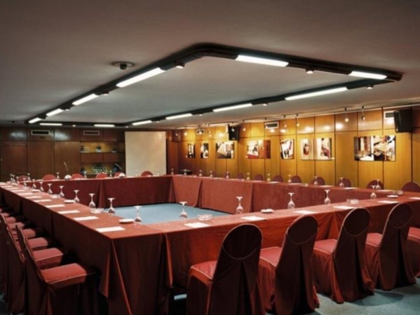 Imagen general del Hotel Condes de Urgel. Foto 2