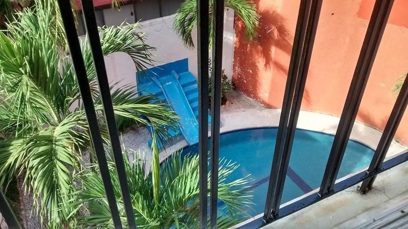 Imagen de la piscina del Hotel Condesa Americana Acapulco. Foto 8
