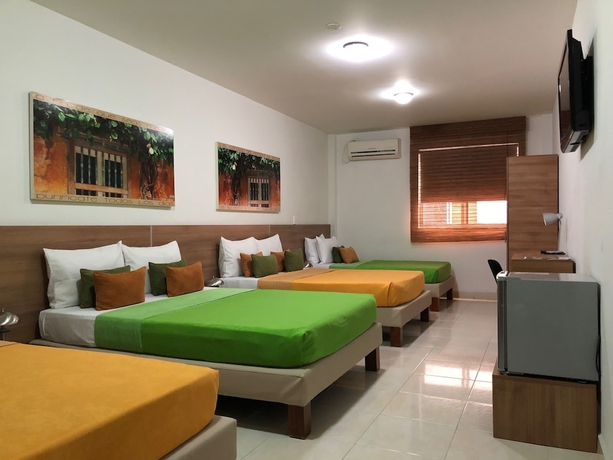 Imagen de la habitación del Hotel Condina. Foto 6