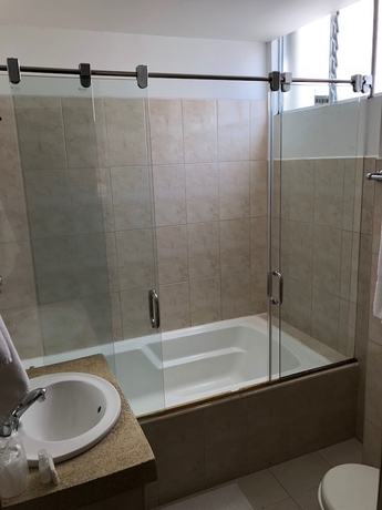 Imagen de la habitación del Hotel Condina. Foto 11