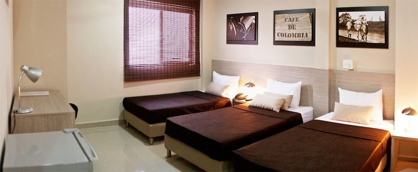 Imagen de la habitación del Hotel Condina. Foto 15