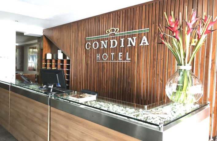 Imagen de los interiores del Hotel Condina. Foto 17