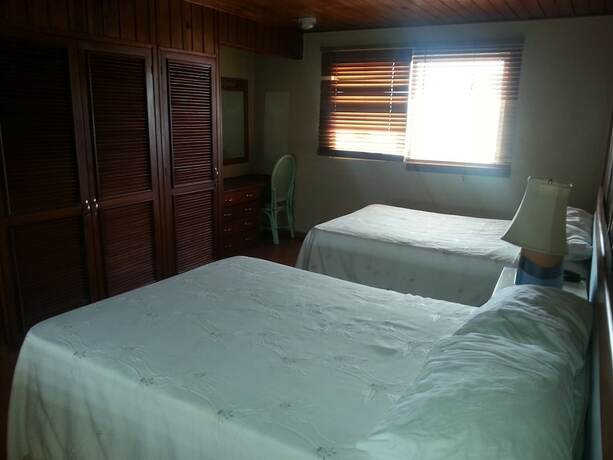 Imagen general del Hotel Condo Carey. Foto 12